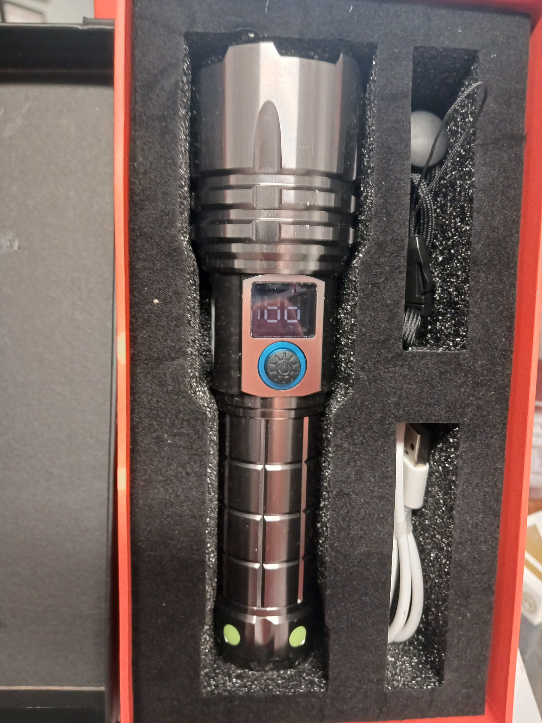 MK Strong Flashlight
